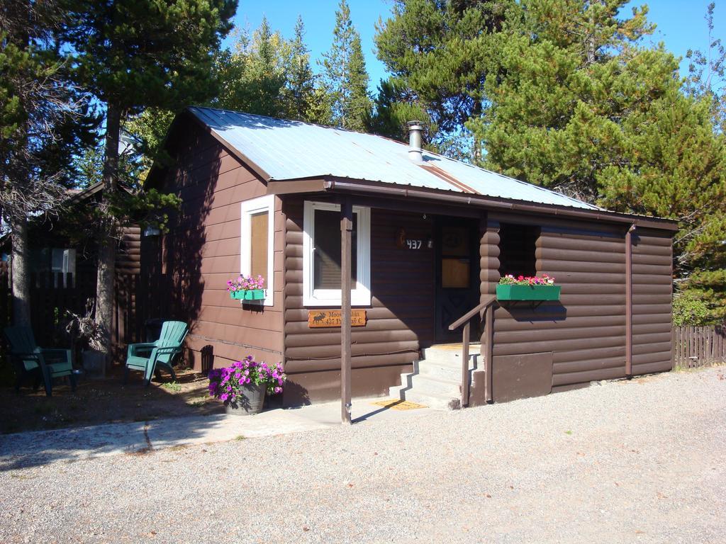 Yellowstone Wildlife Cabins West Yellowstone Buitenkant foto